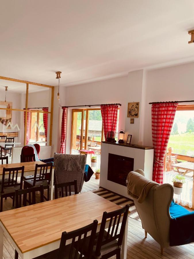 Villa Andolia Moeciu De Sus Esterno foto