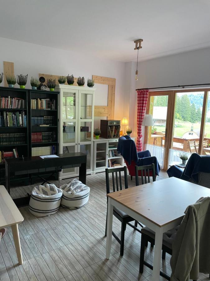 Villa Andolia Moeciu De Sus Esterno foto